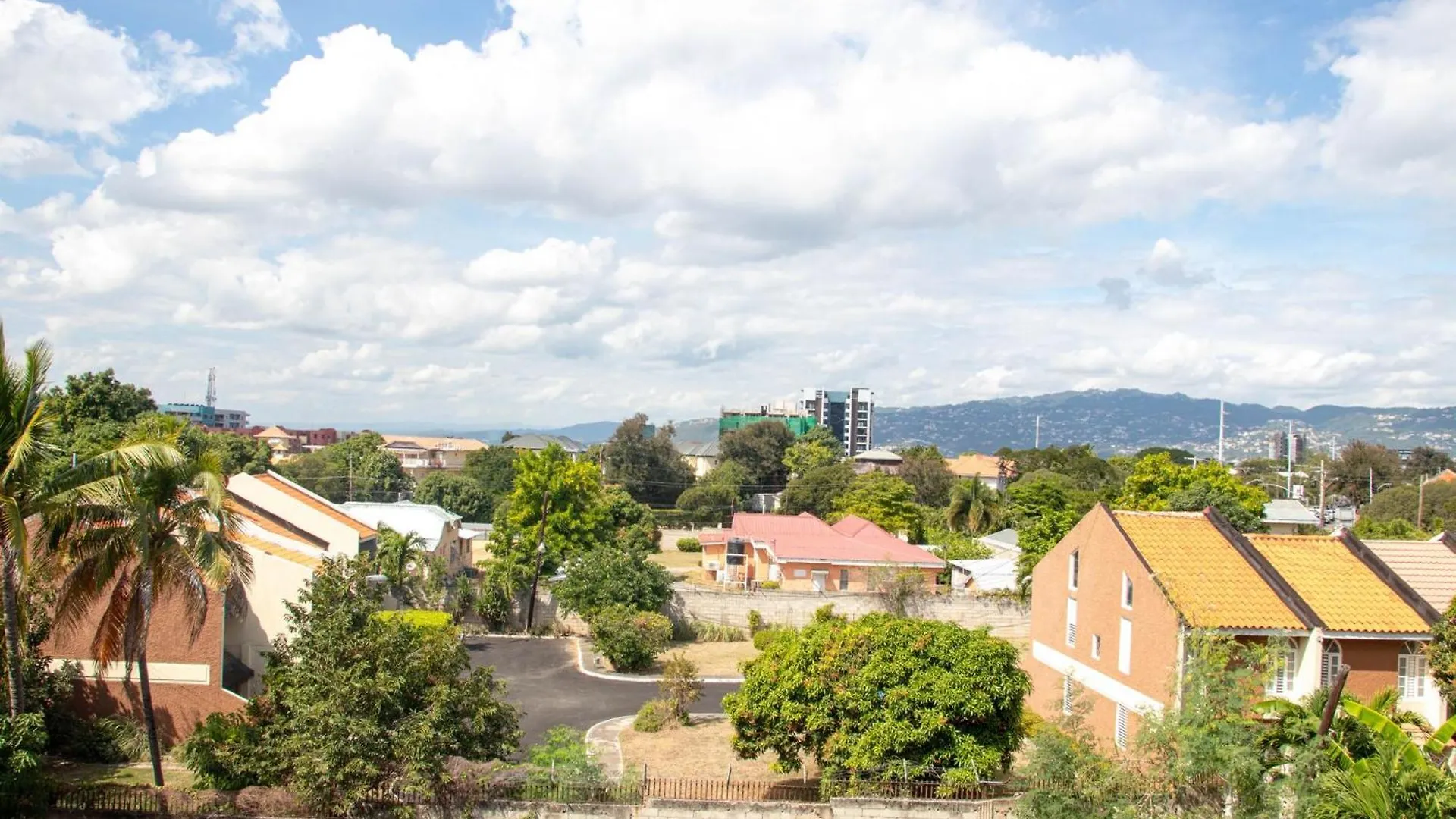 Chateau Apartment Kingston
